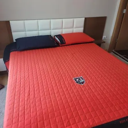 Bh & Semiramida דירה *