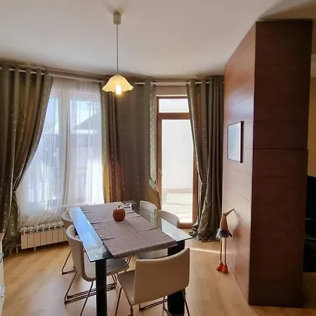 Bh & Semiramida Apartament *