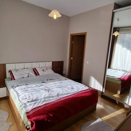 Bh & Semiramida Apartament *