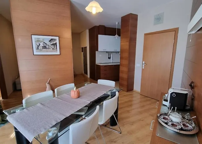 Bh & Semiramida Apartament