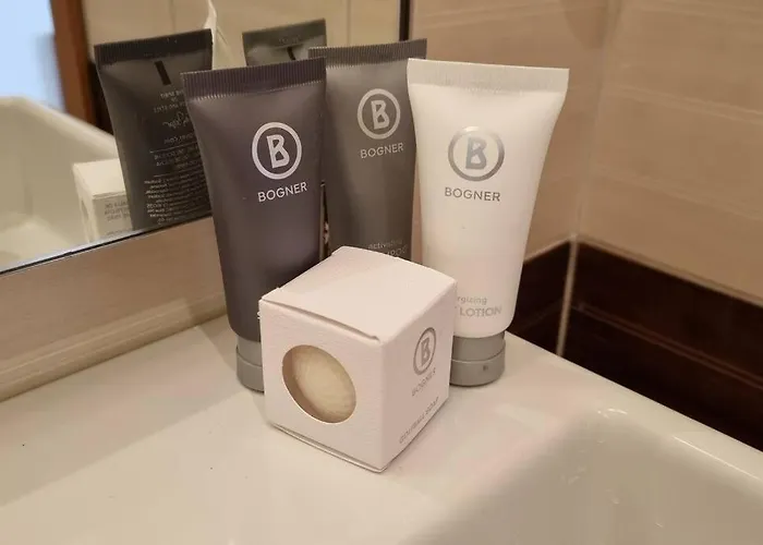 Bh & Semiramida Borowec