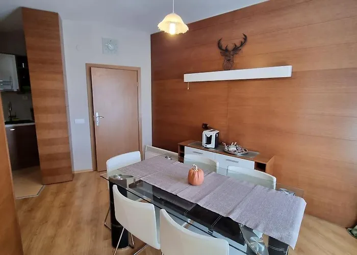 Bh & Semiramida Borowec