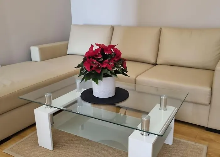 Bh & Semiramida Borowec